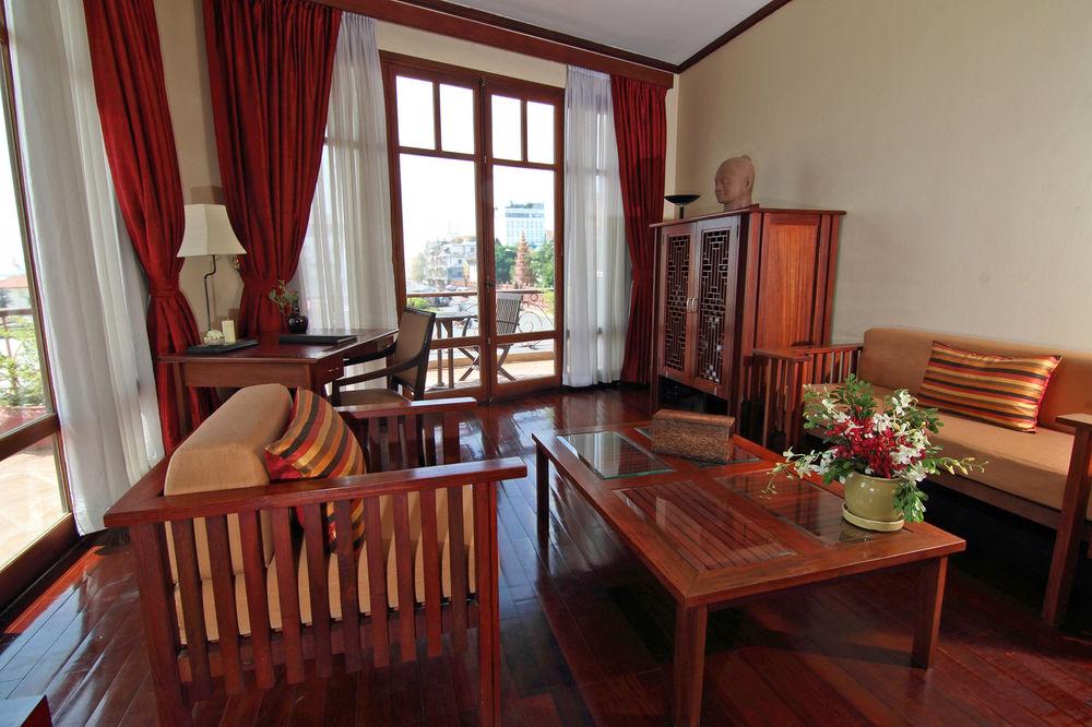 Amanjaya Pancam Suites Hotel Phnom Penh Eksteriør bilde